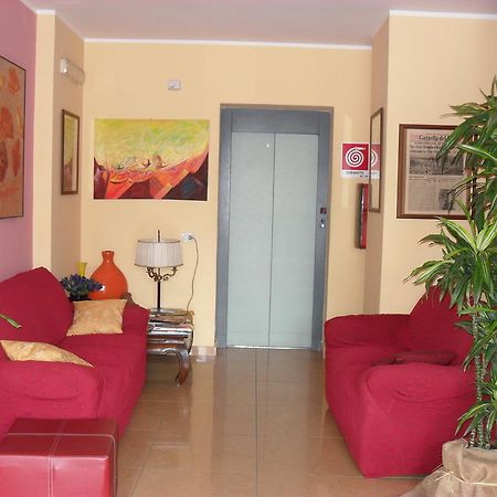 Hotel Piro Torrenova  المظهر الخارجي الصورة