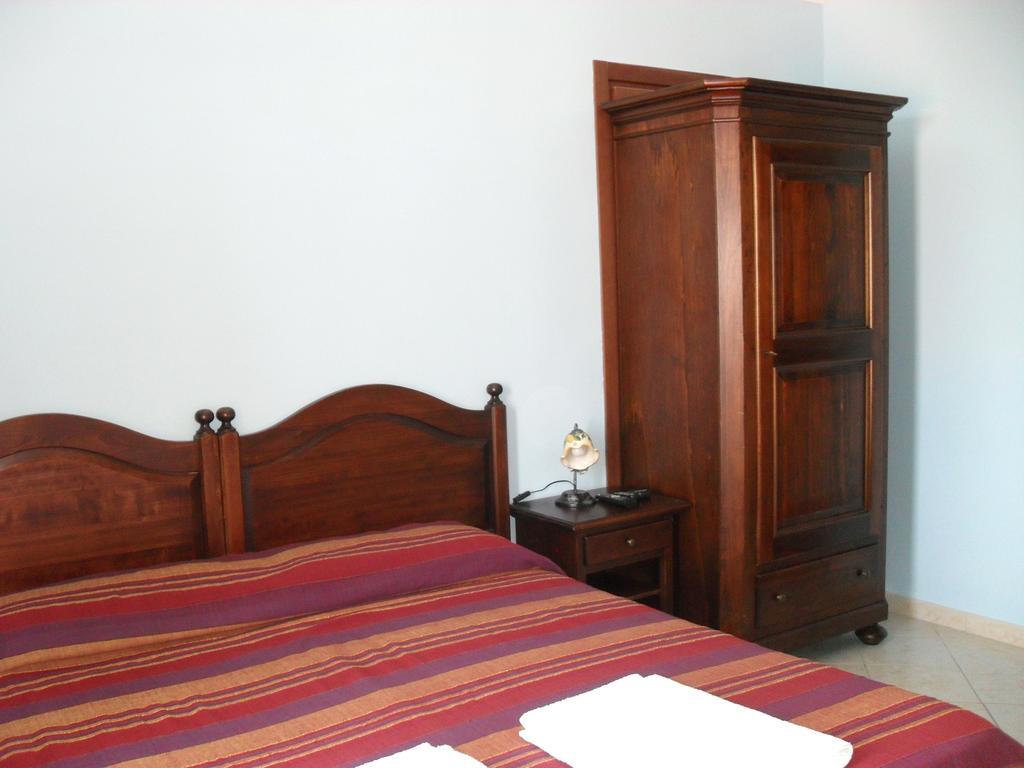 Hotel Piro Torrenova  الغرفة الصورة