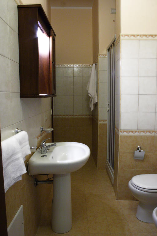 Hotel Piro Torrenova  الغرفة الصورة